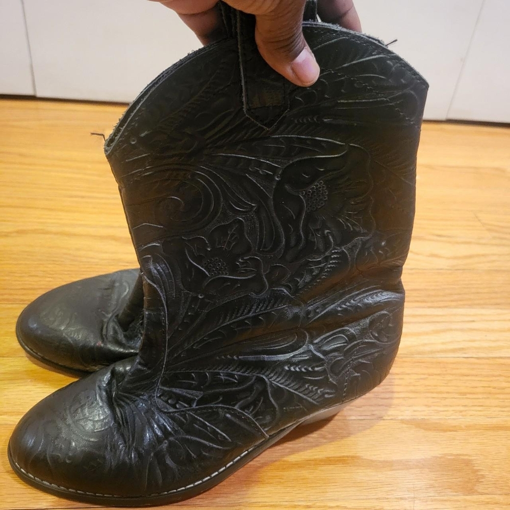 Elegant Black Embossed Leather Heeled Boots